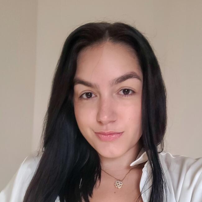 Babysitter in Rio Claro: Larissa