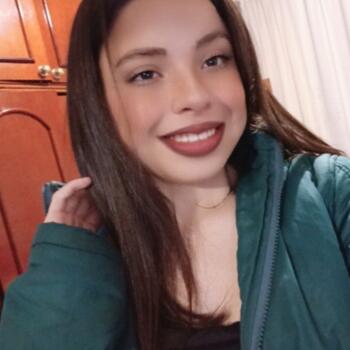 Babysitter Lages: Júlia