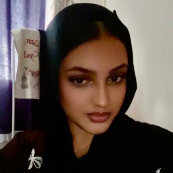 Babysitter Mitcham: Esha