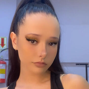 Babá em Joinville: Mariana