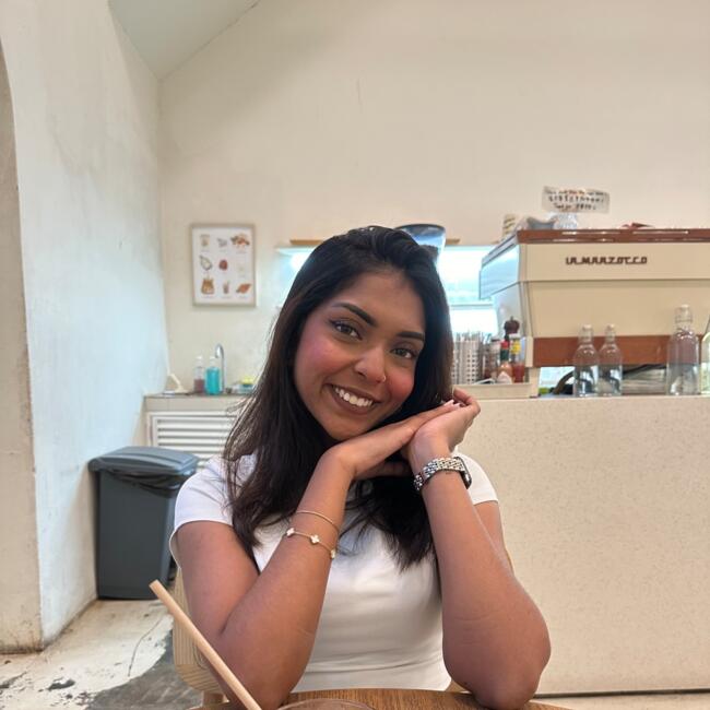 Babysitter in Singapore Island: Jananisha