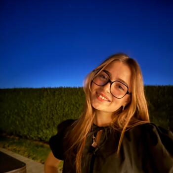 Babysitter in Arbusigny: Marion