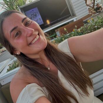 Babysitter in Paredes: Ana