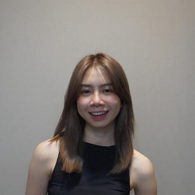 位于新加坡的临时保姆: Kayla