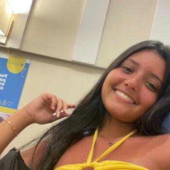 Babá em Macaé: Sara Aragão