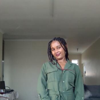 Babysitter in Port Elizabeth: Aneefa