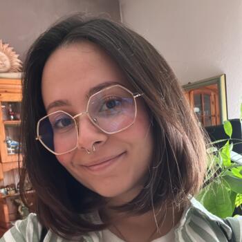 Babysitter Selargius: Viola