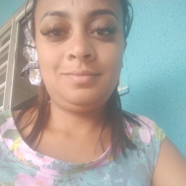 Babá em São José dos Campos: Luana