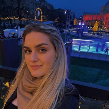 Bebisiterka u Beograd: Nevena