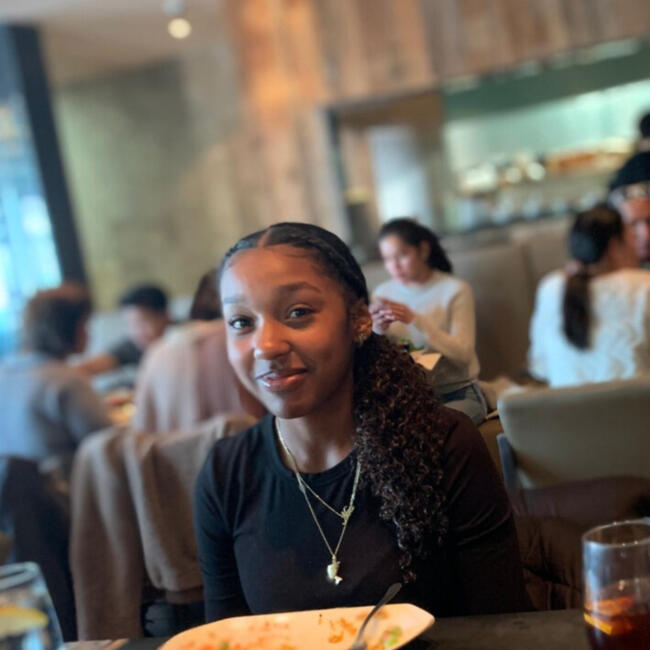 Baby-sitter in Hamilton: Noa