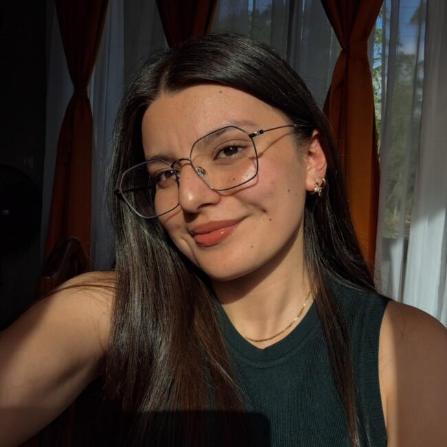 Babysitter in Cartago: Nathaly