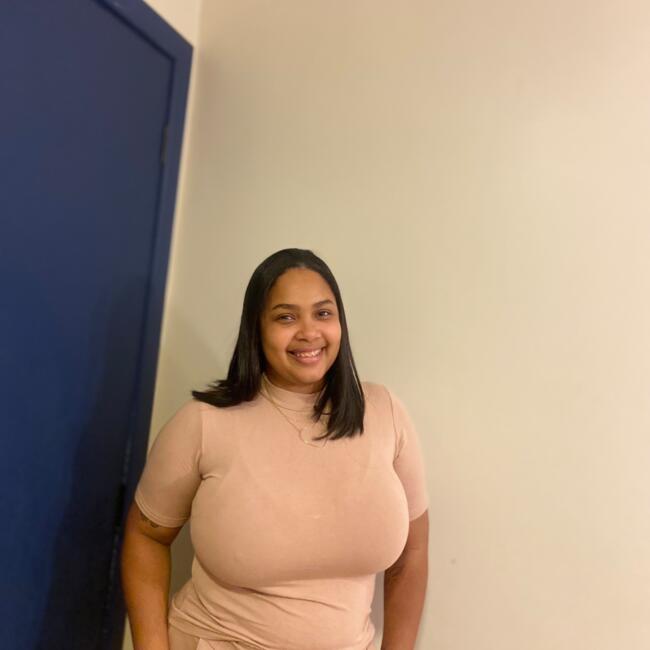 Babysitter in Salvador: Letícia