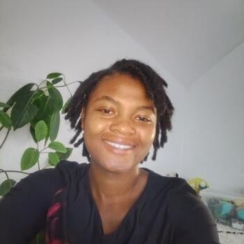 Babysitter in Bad Honnef: Ikuzwe Mugabo Marie Grace