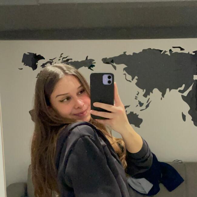 Babysitter in Palermo: Giulia
