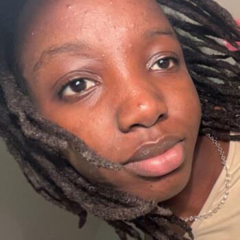 Barnvakt i Leksand: Angela