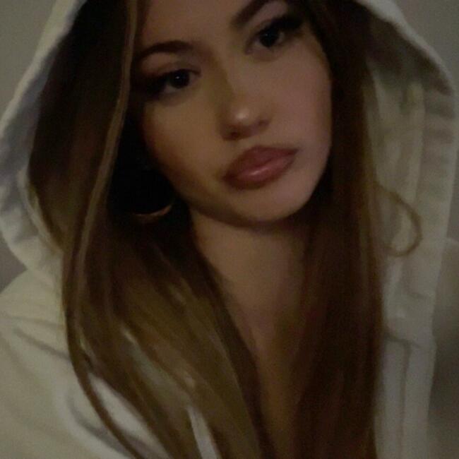 Babysitter in Grenoble: Elise