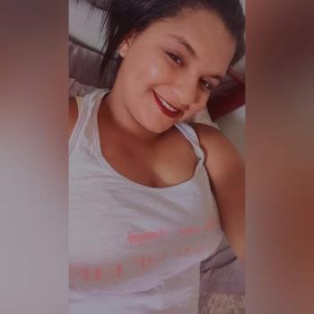 Babá em Uberlândia: Thais