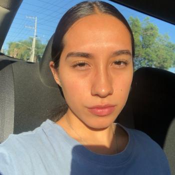 Babysitter in Nuevo México: Jennifer Adriana