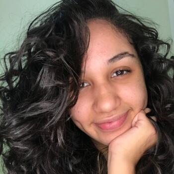 Babysitter in Contagem: Izabelle