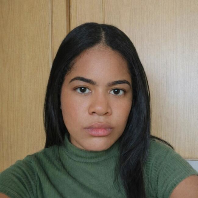 Babysitter in São Lourenço: Carol