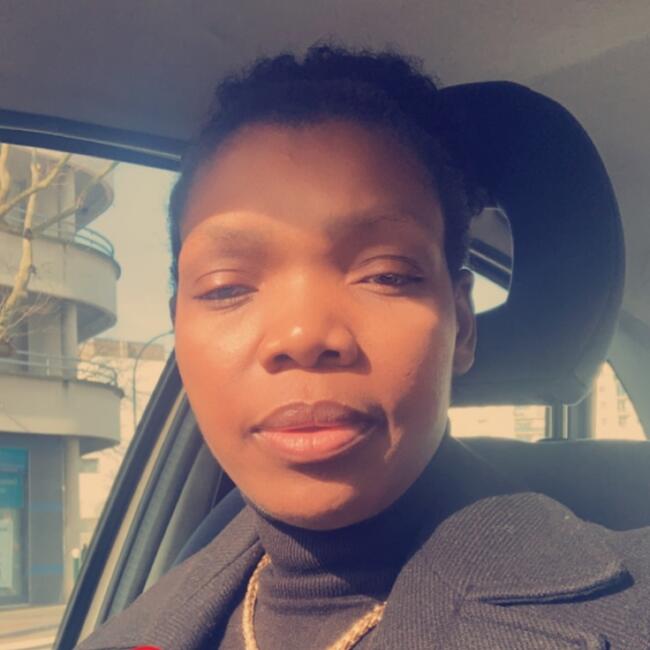 Babysitter in Bagneux: Arlene