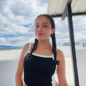 Babysitter in Quito: Valentina Andino