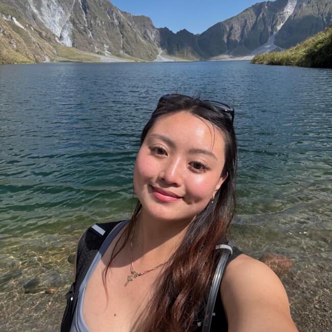 Babysitter in Melbourne: Demi