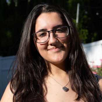 Babysitter in Fair Lawn: Angelina