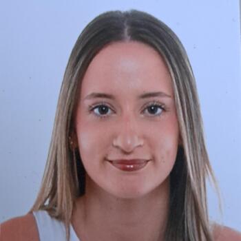 Babysitter in Jaén: Ariadna