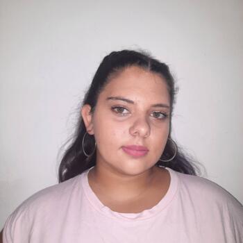 Babysitter in San Fernando: Paloma