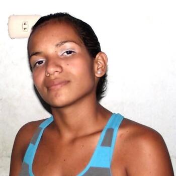 Babysitter in Bobare: Daniela