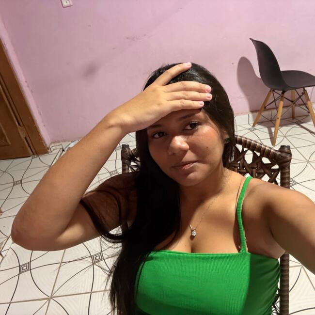 Babá em Fortaleza: Verônica