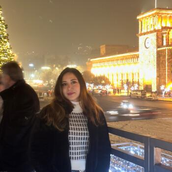Babysitter in Yerevan: Kiyana