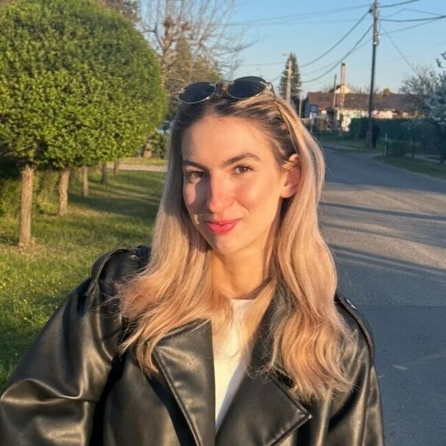 Babysitter in Debrecen: Natália