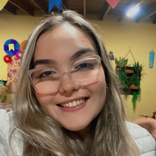 Babá em Piracicaba: Heloisa