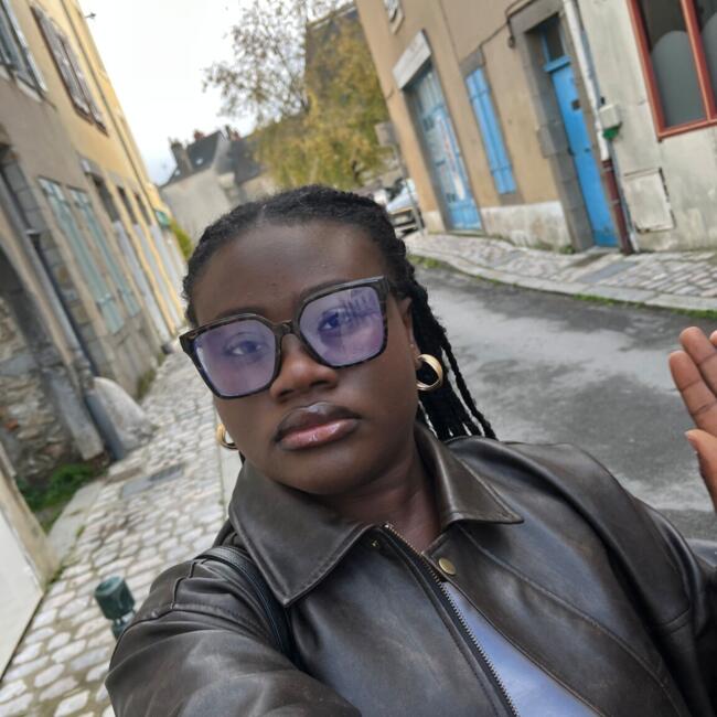 Babysitter in Laval: Joyce