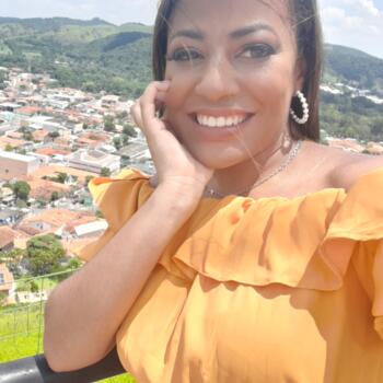 Babysitter Praia Grande: Fabíula