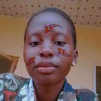 Babysitter in Ibadan: Feyikemi