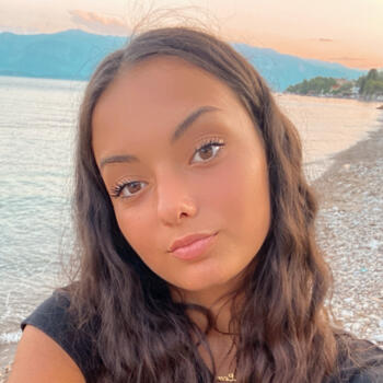 Baby-sitter Marseille: Lena