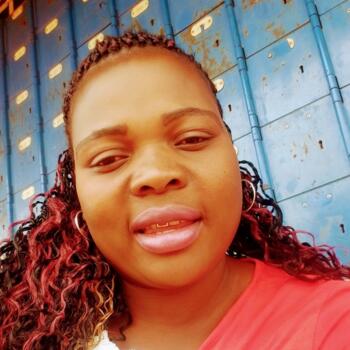 Babysitter in Soweto: Tsundukani