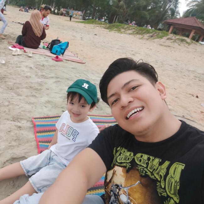 Kerja pengasuh di Kuala Berang: Zuhairy