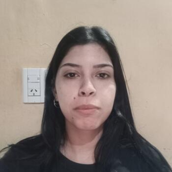 Babysitter in Pilar: Luz