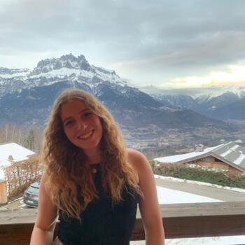 Baby-sitter in Saint-Germain-en-Laye: Annaelle