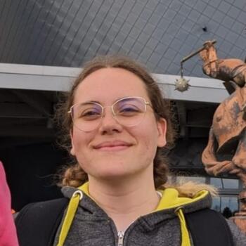 Babysitter in Saint-Lubin-de-la-Haye: MARION