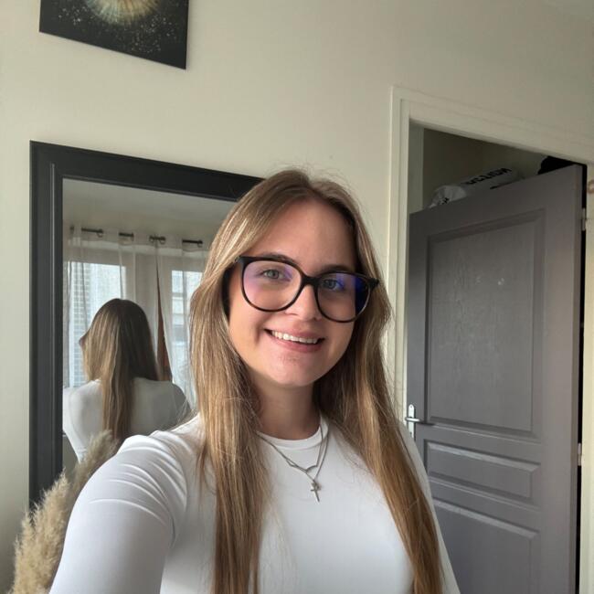 Babysitter in Châteauroux: Ema