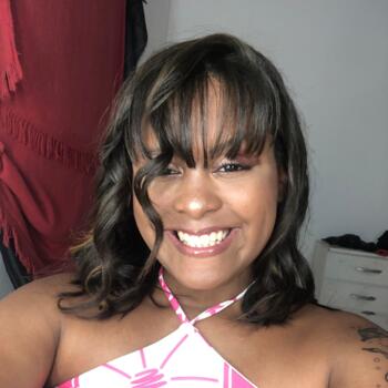 Babysitter in Recife: Dandara