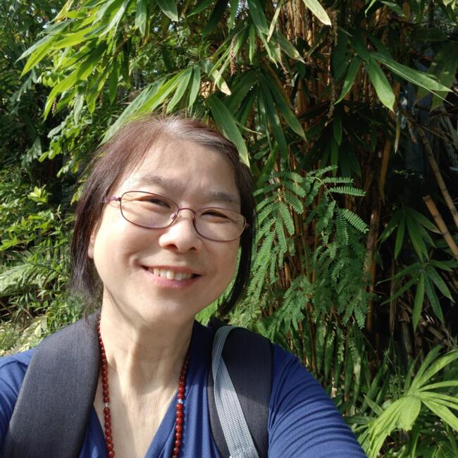 Babysitter in Singapore Island: Jos