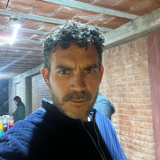Trabajo para niñera en Godoy Cruz: Leonardo