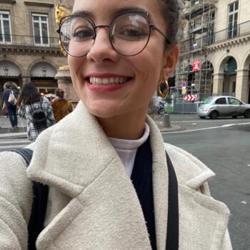 Baby-sitter in Nice: Amira