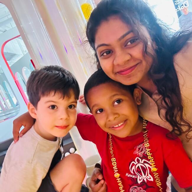 Babysitter in Seoul: Sanduni